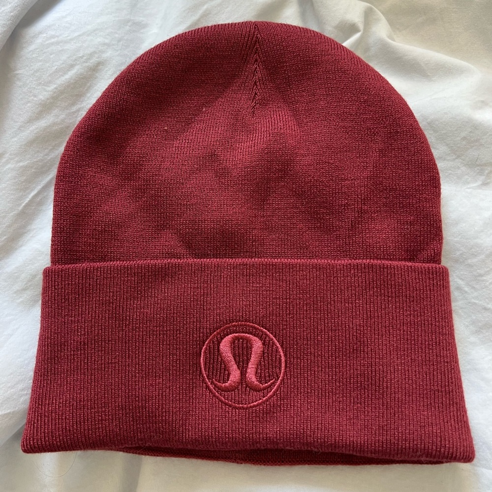 Lululemon women’s beanie